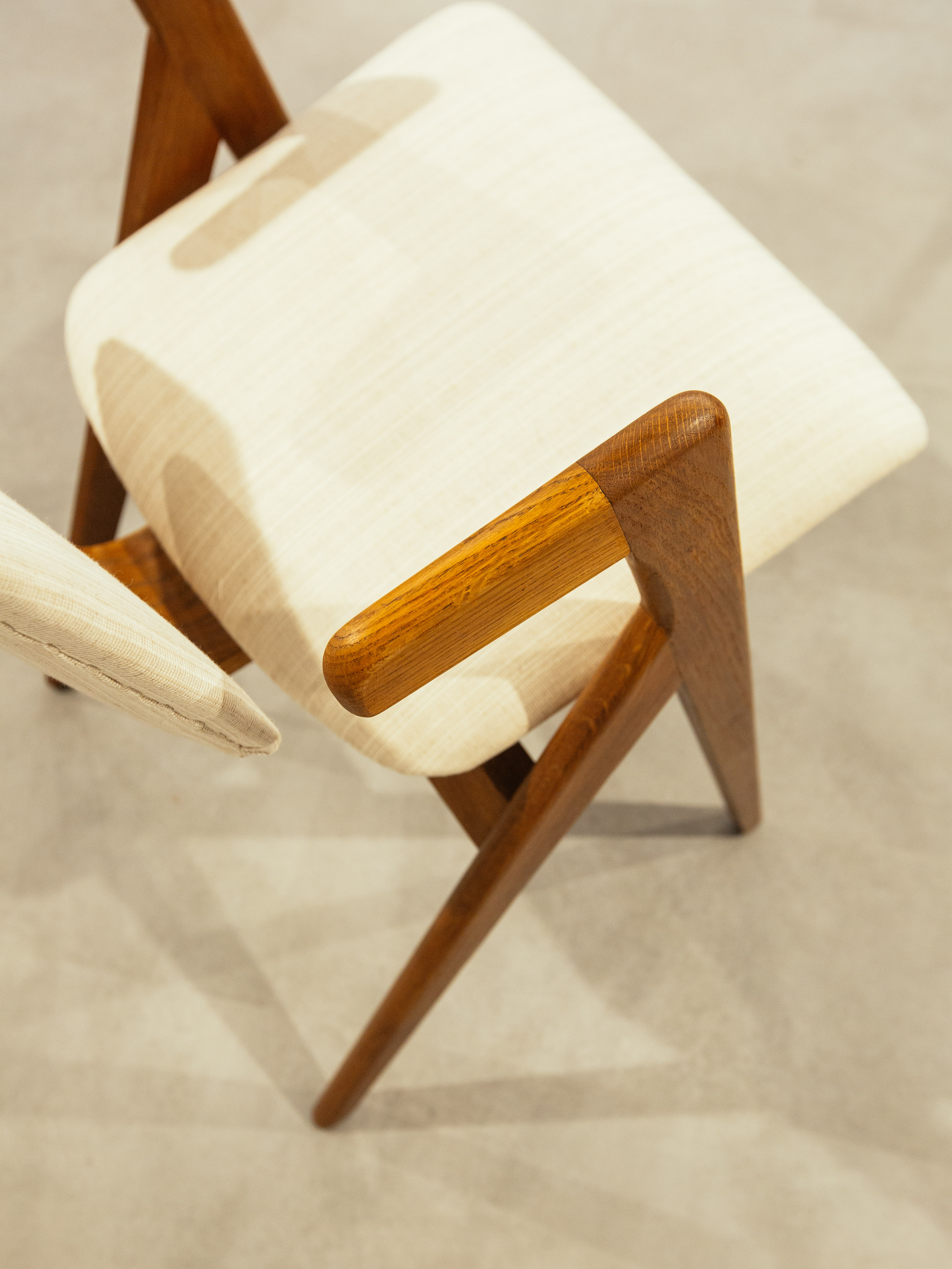 Robin Day 'Hillestack' chair (1 piece)